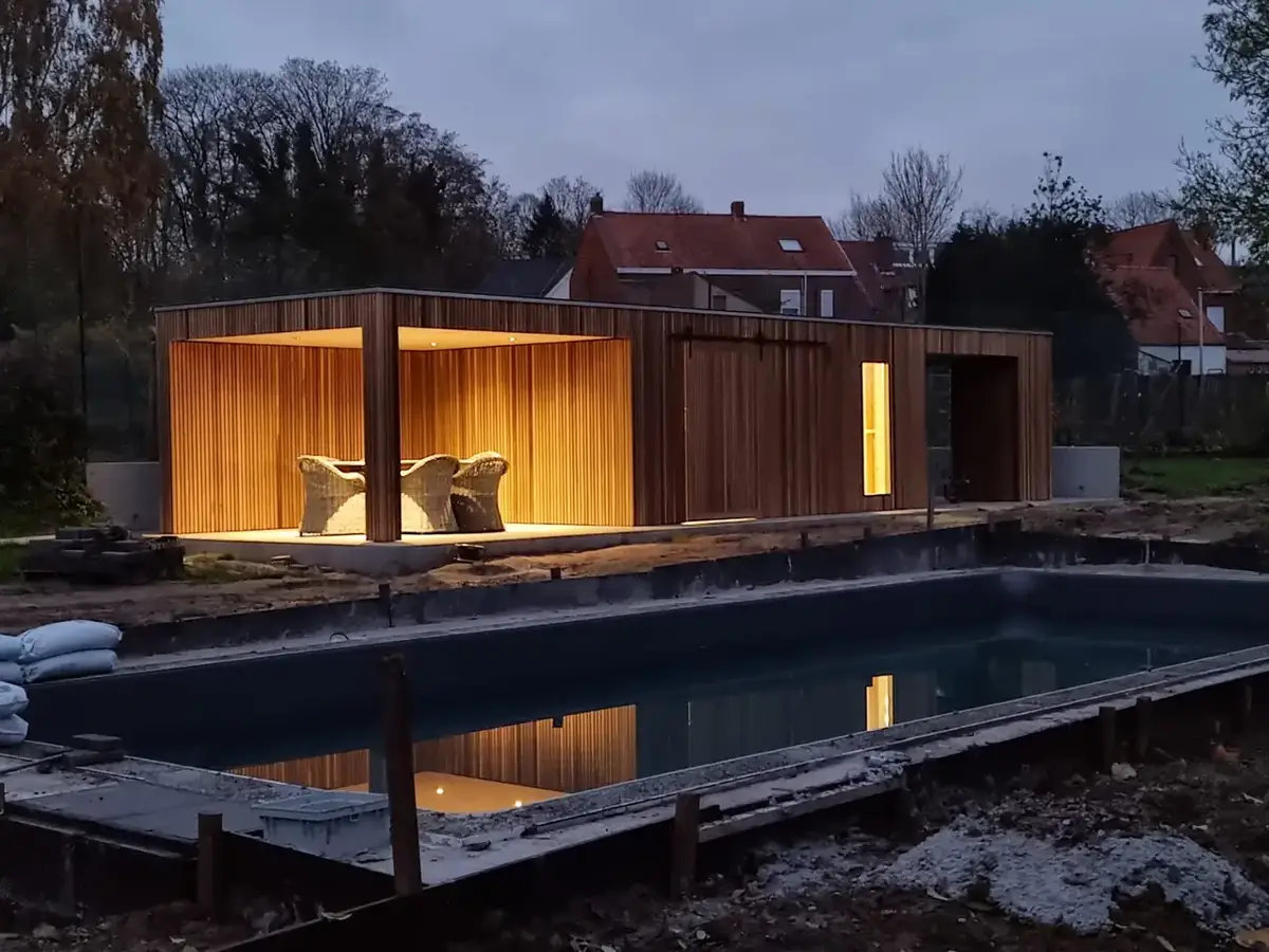 Pool house